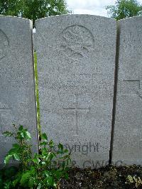 Lijssenthoek Military Cemetery - Chettle, C