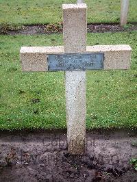 Lijssenthoek Military Cemetery - Chretien, Leon