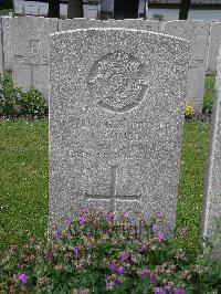 Lijssenthoek Military Cemetery - Conlin, M
