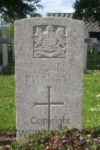 Lijssenthoek Military Cemetery - Connor, J