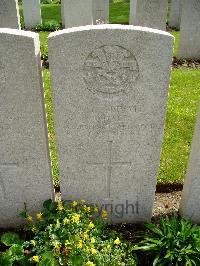 Lijssenthoek Military Cemetery - Dale, J