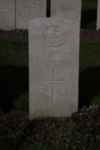 Lijssenthoek Military Cemetery - Dann, W