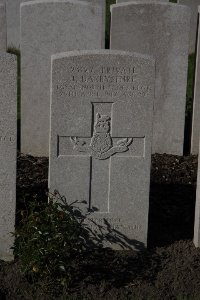 Lijssenthoek Military Cemetery - Darbyshire, James