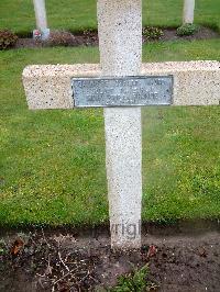 Lijssenthoek Military Cemetery - Dasnieres, Cyrille