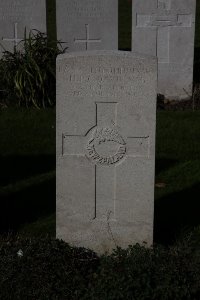 Lijssenthoek Military Cemetery - Davie, Harry Percy Claude