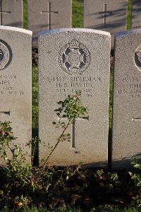 Lijssenthoek Military Cemetery - Davies, Henry Benjamin