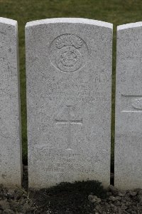 Lijssenthoek Military Cemetery - Davies, Hugh Thomas