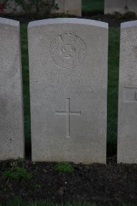 Lijssenthoek Military Cemetery - Davies, John Rees