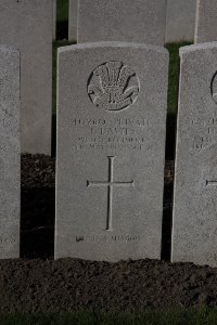 Lijssenthoek Military Cemetery - Davies, Thomas