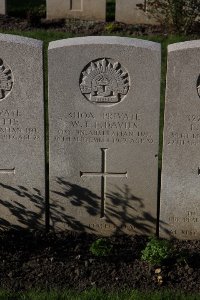 Lijssenthoek Military Cemetery - Davies, William Ernest Enoch