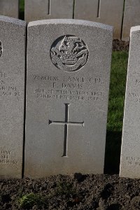 Lijssenthoek Military Cemetery - Davis, F