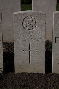 Lijssenthoek Military Cemetery - Davis, Thomas Leopold