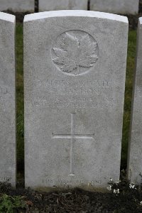 Lijssenthoek Military Cemetery - Davison, H