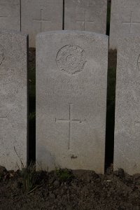 Lijssenthoek Military Cemetery - Dawson, Frank