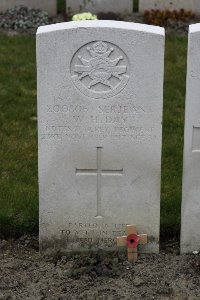 Lijssenthoek Military Cemetery - Day, W H
