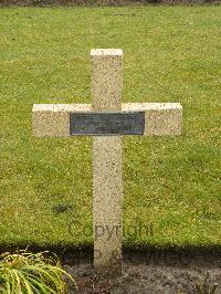 Lijssenthoek Military Cemetery - Debris, Jules