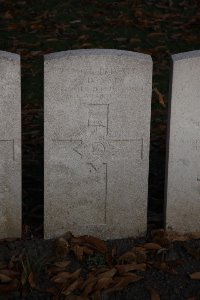 Lijssenthoek Military Cemetery - Dennis, G