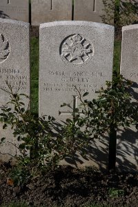 Lijssenthoek Military Cemetery - Derry, George