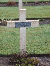 Lijssenthoek Military Cemetery - Deturbet, Henri
