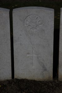 Lijssenthoek Military Cemetery - Devenport, John
