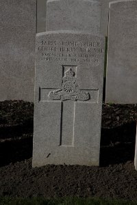 Lijssenthoek Military Cemetery - Dick, George Henry
