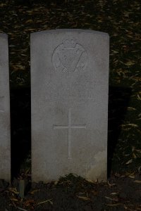 Lijssenthoek Military Cemetery - Dick, Samuel