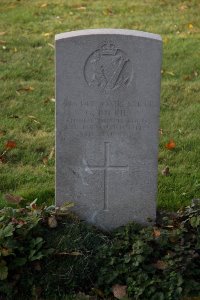 Lijssenthoek Military Cemetery - Dickie, G