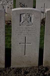 Lijssenthoek Military Cemetery - Dickinson, Robert Alexander