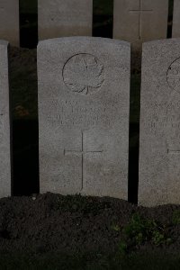Lijssenthoek Military Cemetery - Dickson, E