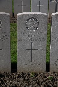 Lijssenthoek Military Cemetery - Dixon, Alfred Granville
