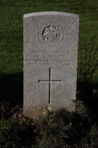 Lijssenthoek Military Cemetery - Dixon, Francis Albert