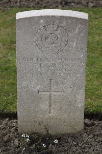 Lijssenthoek Military Cemetery - Dobbs, George Eric Burroughs