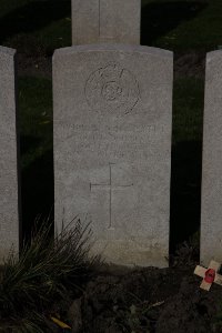 Lijssenthoek Military Cemetery - Dobson, John