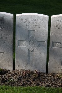 Lijssenthoek Military Cemetery - Donald, C