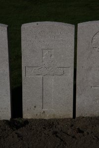 Lijssenthoek Military Cemetery - Dooley, R