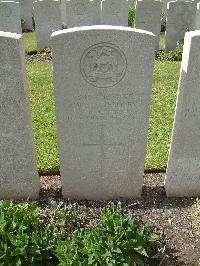 Lijssenthoek Military Cemetery - Dooley, Robert