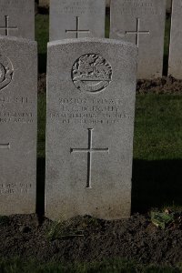 Lijssenthoek Military Cemetery - Doughty, H C