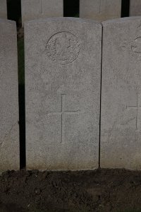 Lijssenthoek Military Cemetery - Douglas, A
