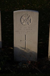 Lijssenthoek Military Cemetery - Down, W J V