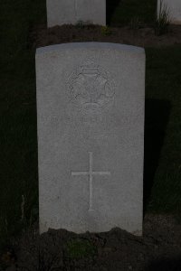 Lijssenthoek Military Cemetery - Doyle, Thomas Walter