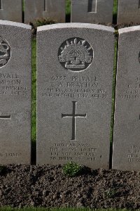 Lijssenthoek Military Cemetery - Drayton, Leslie Athol