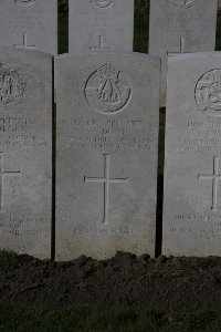 Lijssenthoek Military Cemetery - Dunn, W