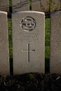 Lijssenthoek Military Cemetery - Dunnett, George