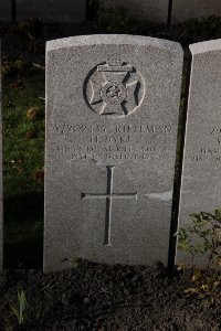 Lijssenthoek Military Cemetery - Dyke, H