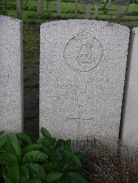 Lijssenthoek Military Cemetery - Eales, Frank