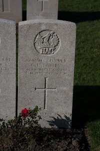 Lijssenthoek Military Cemetery - Earley, Clifford Henry