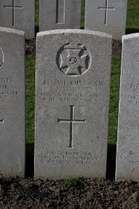 Lijssenthoek Military Cemetery - East, Stanley Hunter