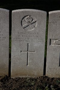 Lijssenthoek Military Cemetery - Eccleston, Peter