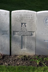 Lijssenthoek Military Cemetery - Edgeworth, John Henry