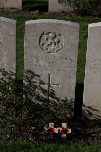 Lijssenthoek Military Cemetery - Edmunds, Huxley